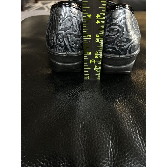 Easy Street Laurie Slip Resistant Comfortable Silver Artisan T1 Shoes Size 6.5M - Picture 4 of 12